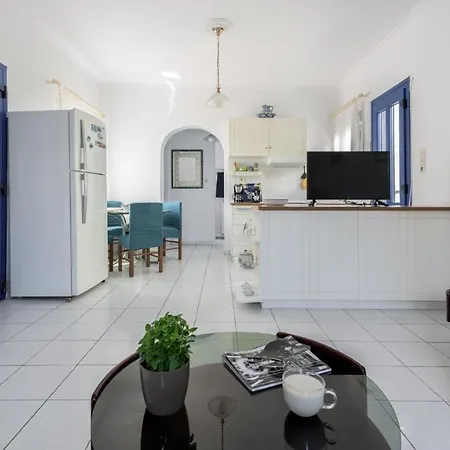 Holiday home Limestone In Milos