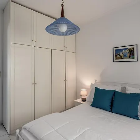 Holiday home Limestone In Milos *